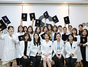 紡織服裝行業,紡織服裝行業發展,紡織服裝行業未來形勢,上海金慈實業有限公司